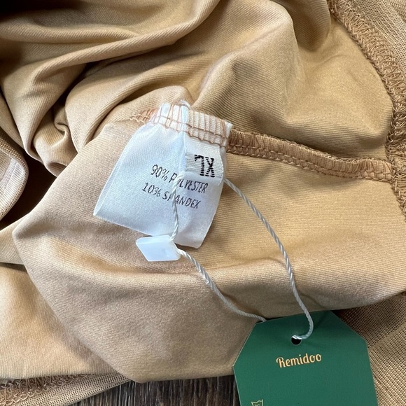 🆕 Remidoo off the shoulder shirt SZ XL - Picture 4 of 5